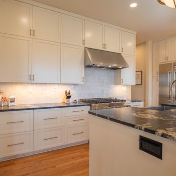 KNOXVILLE CUSTOM CABINETS - Cabinetry Near Me - Oliver Springs, Tennessee KNOXVILLE CUSTOM CABINETS - Cabinetry Near Me - Oliver Springs, Tennessee