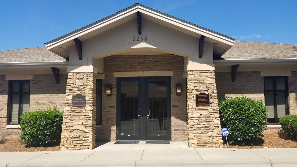 CHARLOTTE DERMATOLOGY MATTHEWS Updated August 2024 1238 Mann Dr