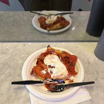 Unregular Pizza - Burrapizza Cafonata - Pizza Near Me - New York, New York