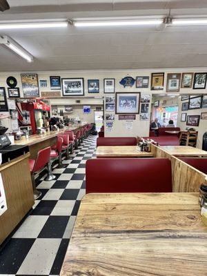 McClard's Bar-B-Q Restaurant by null