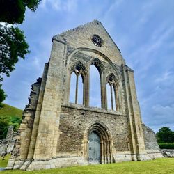Valle Crucis Abbey