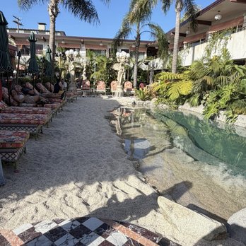 Night Hawk - Outdoor patio - Greek Near Me - Coronado, California
