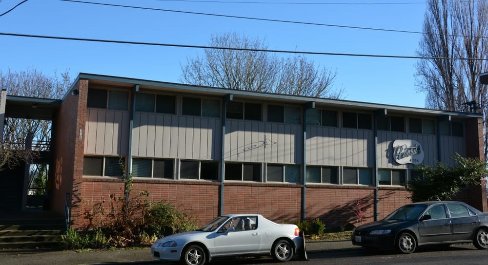 THE PENRITH APARTMENTS Updated June 2024 4708 22nd Ave NE, Seattle
