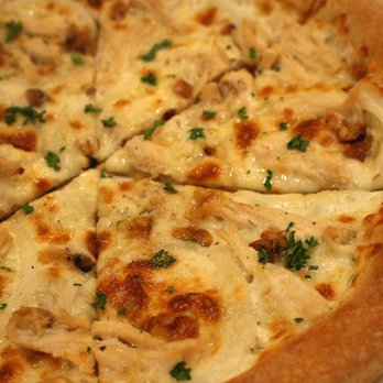 California Pizza Kitchen - Garlic Chicken Pizza - Pizza Near Me - Mandaluyong, NCR California Pizza Kitchen - Garlic Chicken Pizza - Pizza Near Me - Mandaluyong, NCR