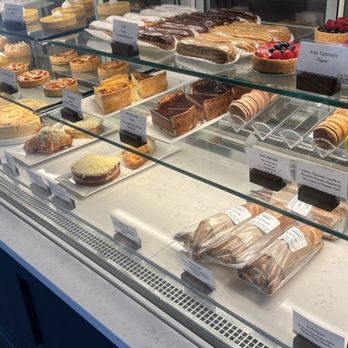 Sarmentine - Organic French Bakery - More spectacular pastries - Bakeries Near Me - Petaluma, California