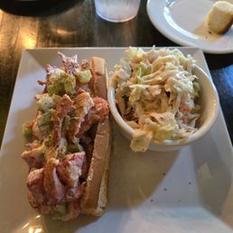 Lobster roll
