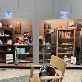 The Curated Closet - Used, Vintage & Consignment Near Me - Livingston, Montana The Curated Closet - Used, Vintage & Consignment Near Me - Livingston, Montana