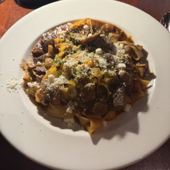 Mama Silvia’s Italian Kitchen - Pappardelle with short rib, mushrooms and pearl onions in a Chianti Demi glaze. - Italian Near Me - Durango, Colorado