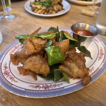 Khom Loi - Lemongrass Chicken - Thai Near Me - Sebastopol, California