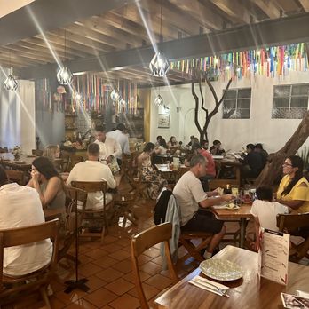 Las Quince Letras - Downstairs dining - Oaxacan Near Me - Oaxaca, OAX Las Quince Letras - Downstairs dining - Oaxacan Near Me - Oaxaca, OAX