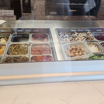 Jonny’s Pizza - Toppings - Salad Near Me - Aubrey, Texas