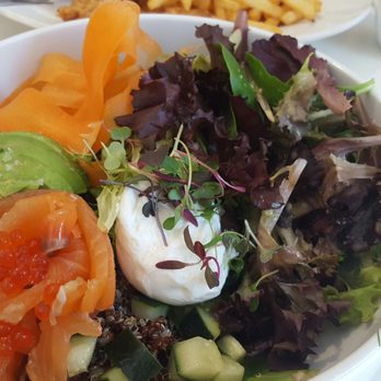 Sibling by Pushkin's - Love, love, love my quinoa bowl from Pushkins - New American Near Me - Sacramento, California
