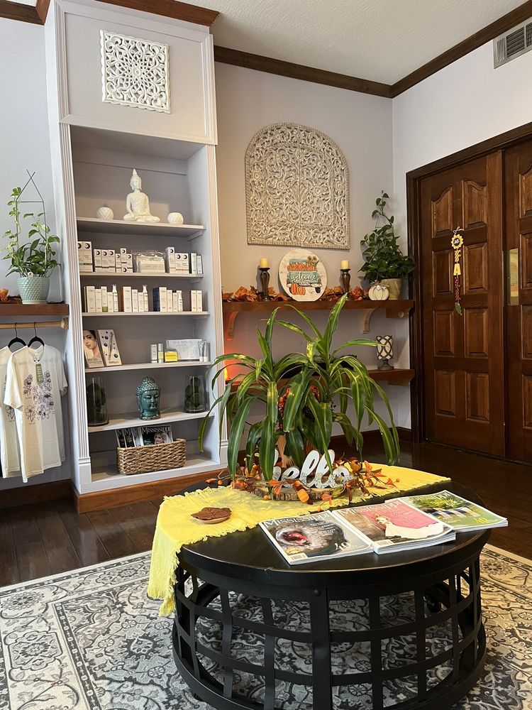 THE LOTUS DAY SPA AND SALON Updated August 2024 12 Reviews 221 W