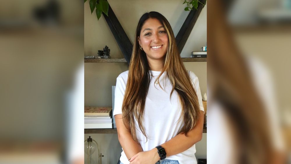 Natasha Navi - child therapist in Beverly Hills, CA