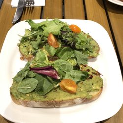 La Huerta - Avocado toast