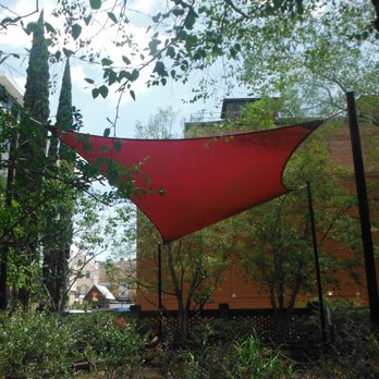 Barnet Courtyard - Barnet Courtyard - Parks Near Me - Charleston, South Carolina