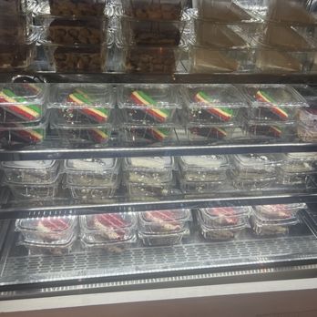 Due Amici Pizza & Pasta Bar - Pastries - Pizza Near Me - Tampa, Florida