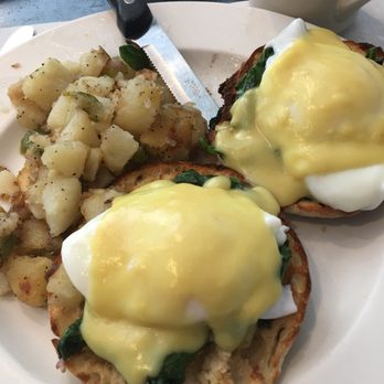 Alex's Restaurant - Eggs Florentine - Breakfast & Brunch Near Me - Poughkeepsie, New York
