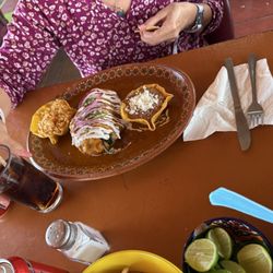 La Taquiza - Chile relleno plate