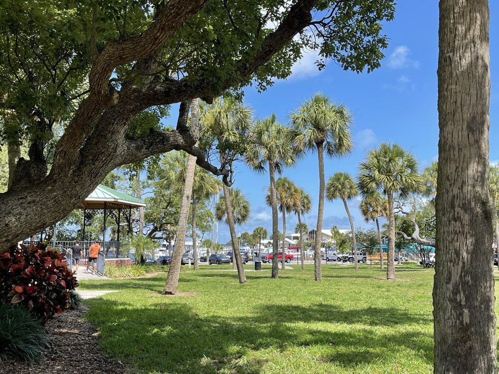 REGGIE’S ONE CALL CLEANS IT ALL Updated July 2024 1175 Ranchwood Dr