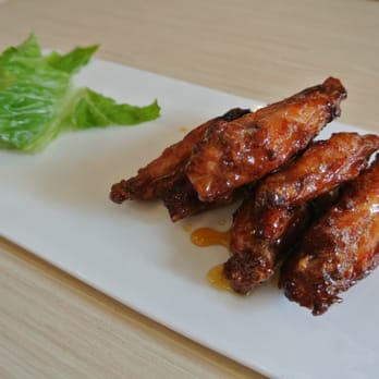 荳子 - Honey Glazed Chicken Wings - Cafes Near Me - Hong Kong, HK