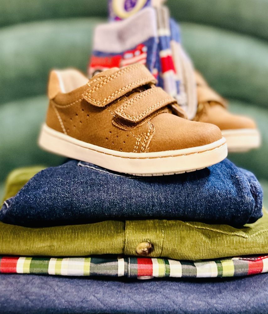 Sunny Meadow Boutique Image