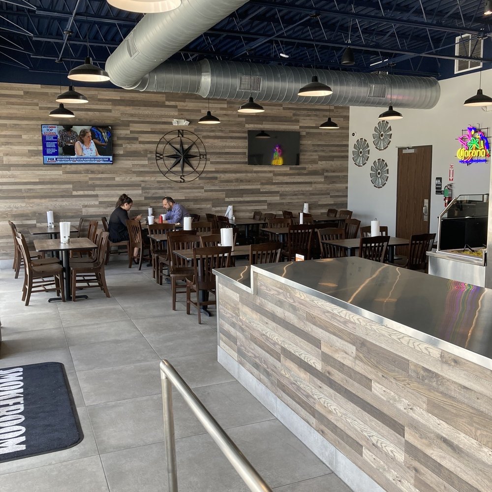 Smokeroom BBQ - Inside dining room - Barbeque Near Me - Houston, Texas