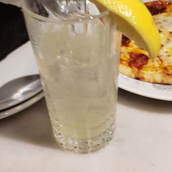 Smith Tower Observatory Bar - Lemon ginger shrub non alcoholic beverage - Cocktail Bars Near Me - Seattle, Washington Smith Tower Observatory Bar - Lemon ginger shrub non alcoholic beverage - Cocktail Bars Near Me - Seattle, Washington