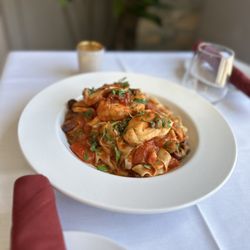 Sapori Cucina & Bar - Pappardelle in Salsa di Baccalaureate alla Nopoletana !!