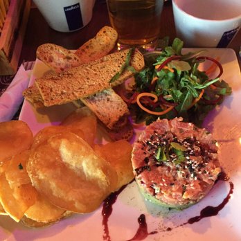 La Voie Maltée - Tartare de thon:)!! Très bon et savoureux hummm!! - Pubs Near Me - Chicoutimi, Quebec