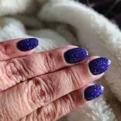 Lux Nails - Another fabulous experience at Lux Nails today! I love the technicians there and the massive amount of choices of colors. Best dip services!