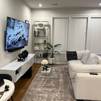 Maid In Tysons - Spotless living room. - Home Cleaning Near Me - Arlington, Virginia Maid In Tysons - Spotless living room. - Home Cleaning Near Me - Arlington, Virginia