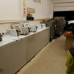 Nuuanu Laundry - Washing machines