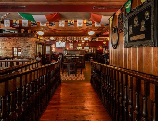James Joyce Irish Pub & Restaurant by null