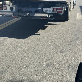 American Eagle Towing - This is the drivers plate who left my mother stranded and took her suv keys so unprofessional - Towing Near Me - Chino, California American Eagle Towing - This is the drivers plate who left my mother stranded and took her suv keys so unprofessional - Towing Near Me - Chino, California