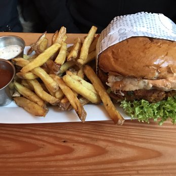Deli Burgers - Veggie burger - Burgers Near Me - Karlsruhe, BW Deli Burgers - Veggie burger - Burgers Near Me - Karlsruhe, BW