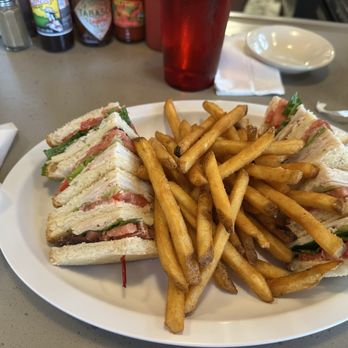 821 Café - Club Sandwich - New American Near Me - Richmond, Virginia 821 Café - Club Sandwich - New American Near Me - Richmond, Virginia
