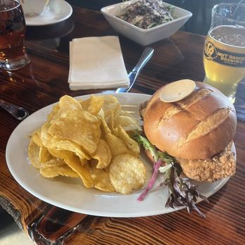 Daft Badger Brewing - Chicken sandwich - Sandwiches Near Me - Coeur D'alene, Idaho Daft Badger Brewing - Chicken sandwich - Sandwiches Near Me - Coeur D'alene, Idaho