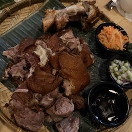 Crispy pata Crispy pata