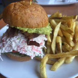 Crab blt, gluten free bun Crab blt, gluten free bun