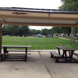 Greentree Park - Picnic Tables