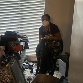 Golden House Cleaning - Home Cleaning Near Me - Houston, Texas Golden House Cleaning - Home Cleaning Near Me - Houston, Texas