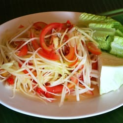 Pad Thai - Crunchy Green Papaya Salad