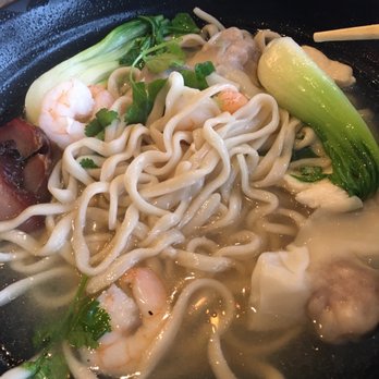 Noodleholics - Wonton noodle - Noodles Near Me - Tucson, Arizona