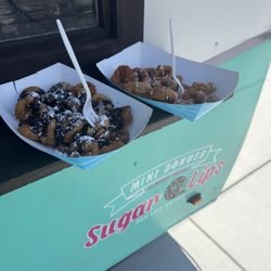 Sugar Lips Mini Donuts - Best mini donuts ever!