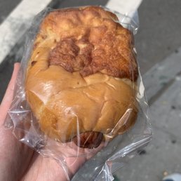 8/29/22 hot dog bun 8/29/22 hot dog bun
