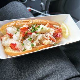 Lobster Roll Connecticut Style
