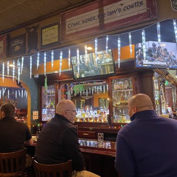 Ned Devine's - people sitting at the bar - Sports Bars Near Me - Herndon, Virginia