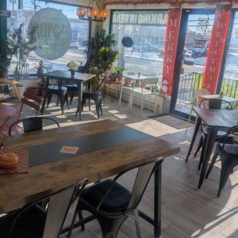 Vida Coffee Shop - Dining area - Coffee & Tea Near Me - Franklin Square, New York Vida Coffee Shop - Dining area - Coffee & Tea Near Me - Franklin Square, New York
