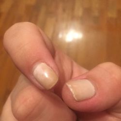 I couldn't take up their offer on their "10 day nail guarantee" because I got them done for vacation.